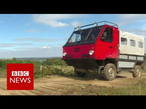 F1 engineer makes ‘first flat-pack truck’ – BBC News