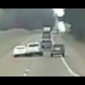Side toll road Rage Turns into Multi-automobile Smash Caught On Camera | ABC News