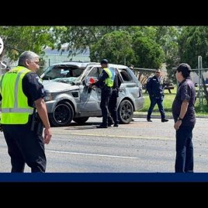 Horrific automobile smash kills 7 americans
