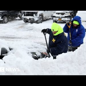 US iciness storm traps Original York Impart residents in vehicles – BBC Info
